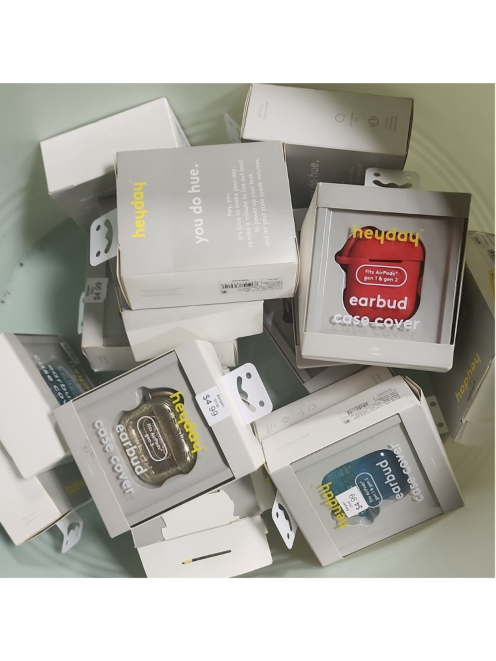 18 Bulk heyday for Apple AirPods 1st & 2nd Generation Assorted Wholesale Lot